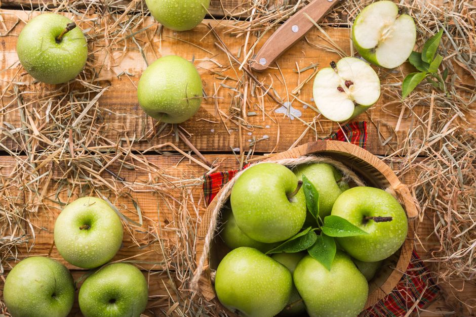 How to Stay Consistent With Sustainable Weight Change Versus Crash Diets, on a Normal Week